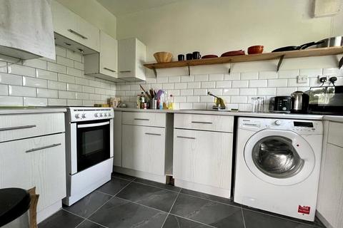 2 bedroom flat for sale, Cumberland Place, Catford, London, SE6