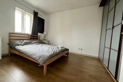 2 bedroom flat for sale, Cumberland Place, Catford, London, SE6