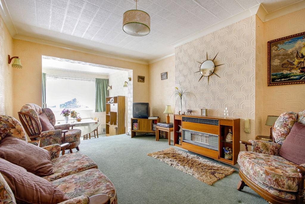 Turkey Street, Enfield 2 bed bungalow for sale £349,995