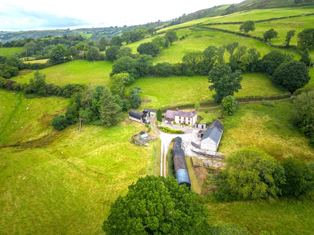 The Farm Setting
