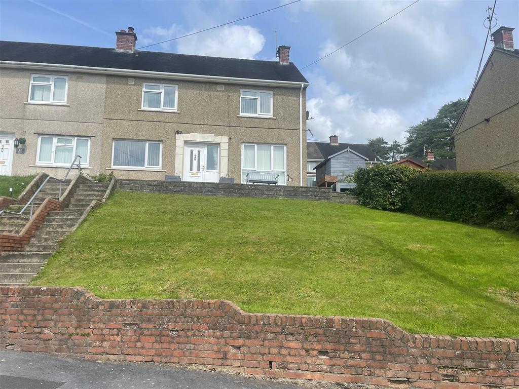 Glascoed, Llanelli 3 bed semidetached house for sale £149,995