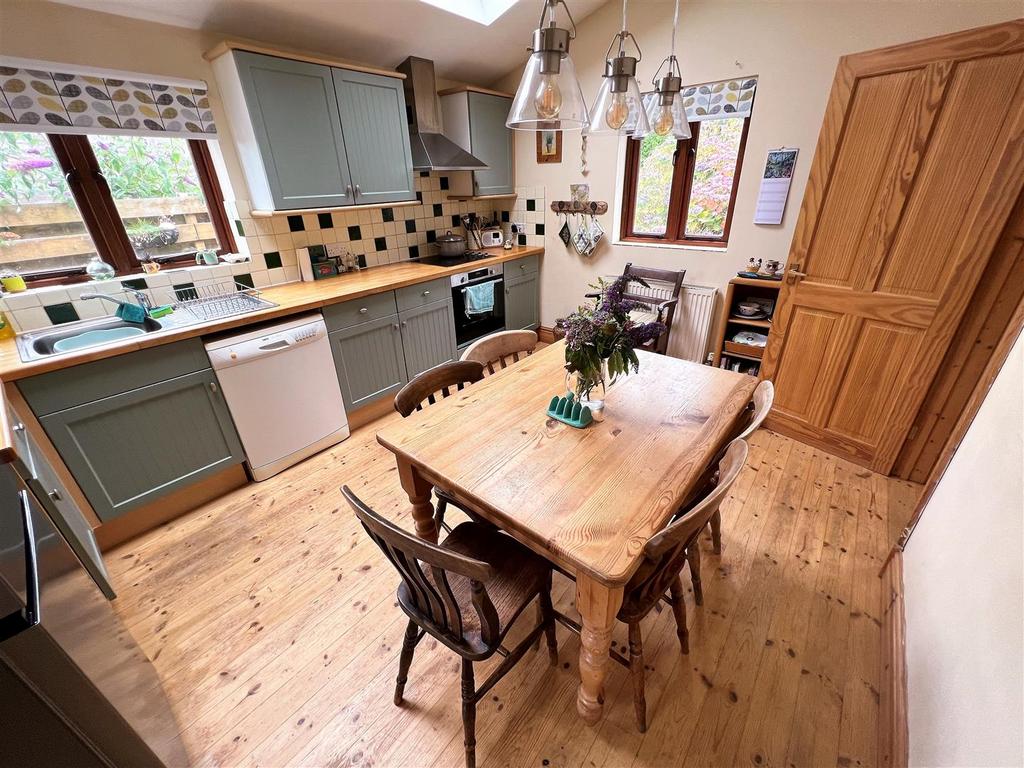 Kitchen/Breakfast Room