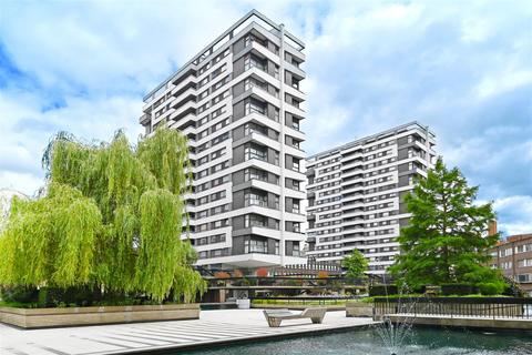 120 The Water Gardens, London, W2 2DD