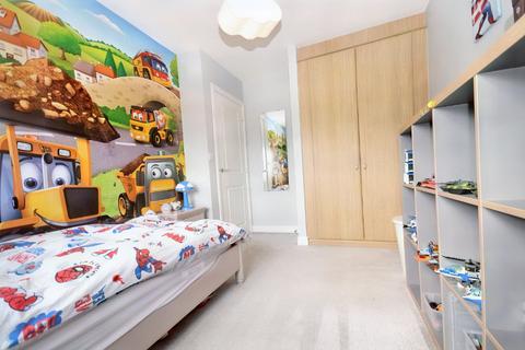 16 Eton Walk, Wakefield, WF1 2FE