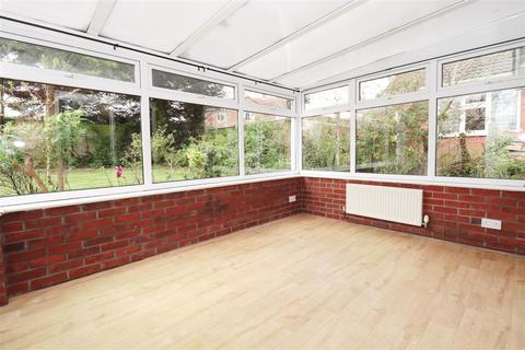 11 Evison Crescent, Alford, LN13 0PS