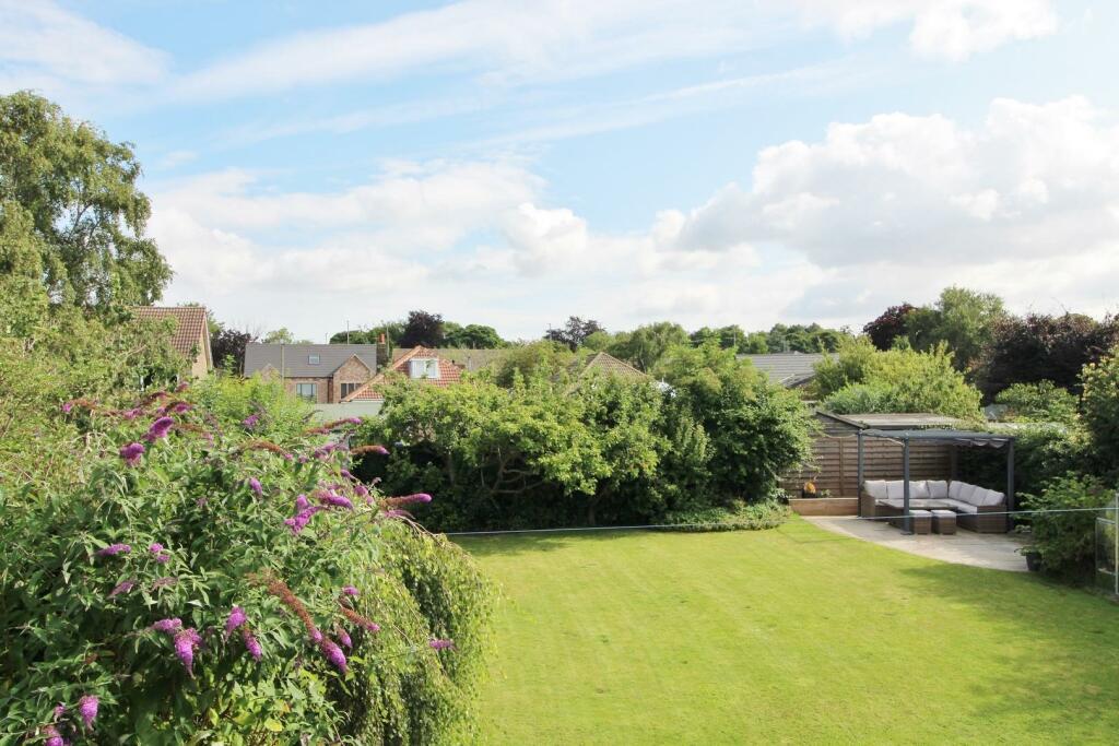 Moorlands, Wickersley, Rotherham 5 bed detached house £625,000