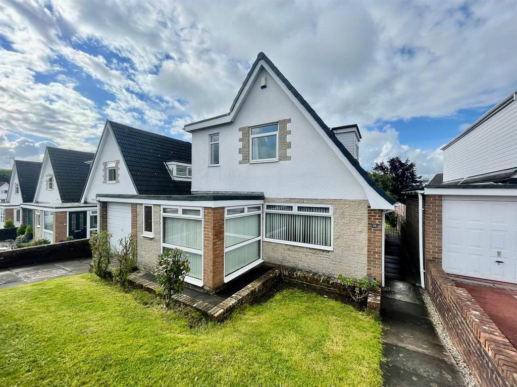 Knowe Hill Crescent, Lancaster 4 bed detached house £1,250 pcm (£288 pw)