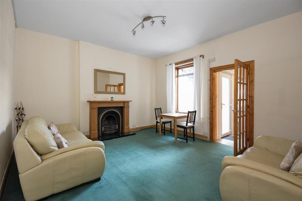 47 Elliot St 8.jpg