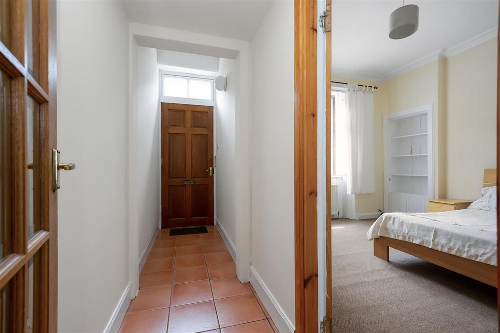 47 Elliot St 4.jpg