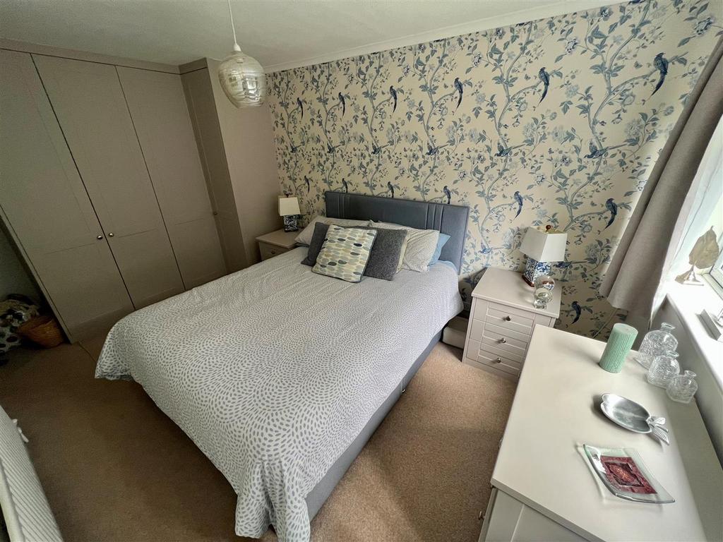BC11 Bed1-2.jpg
