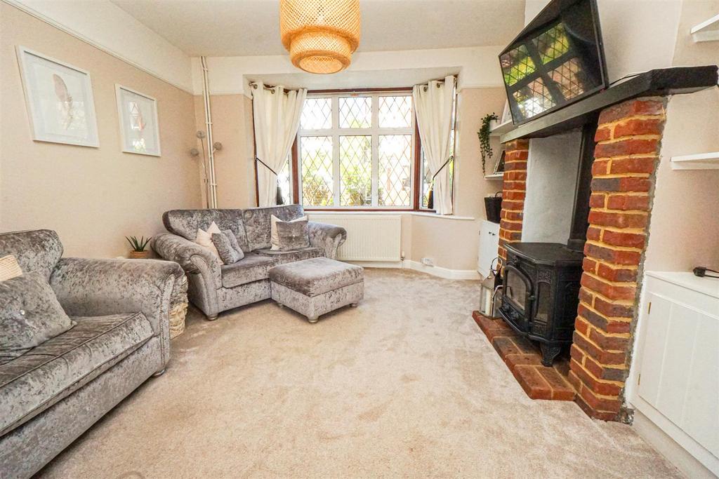 Godwin Road, Hastings 3 bed semidetached house for sale £375,000