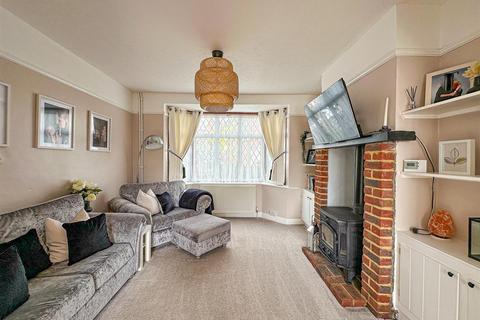 3 bedroom semi-detached house for sale, Godwin Road, Hastings