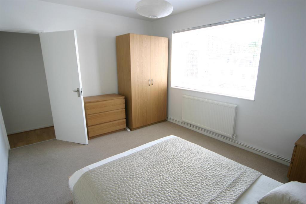 Carroll House 4 bed.jpg