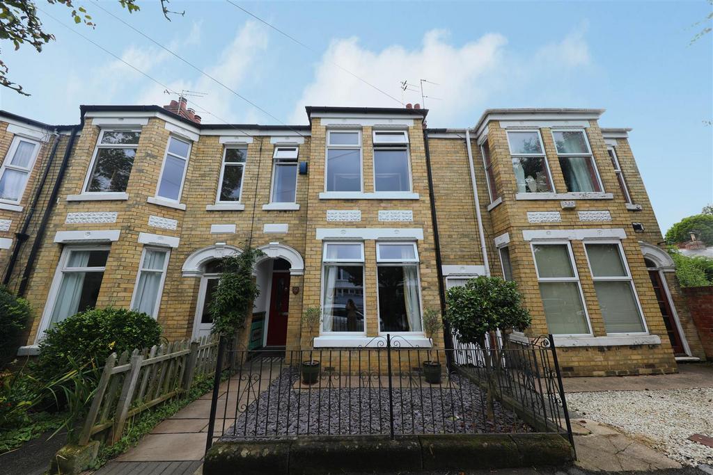 Richmond Street, Hull 3 bed terraced house for sale £270,000