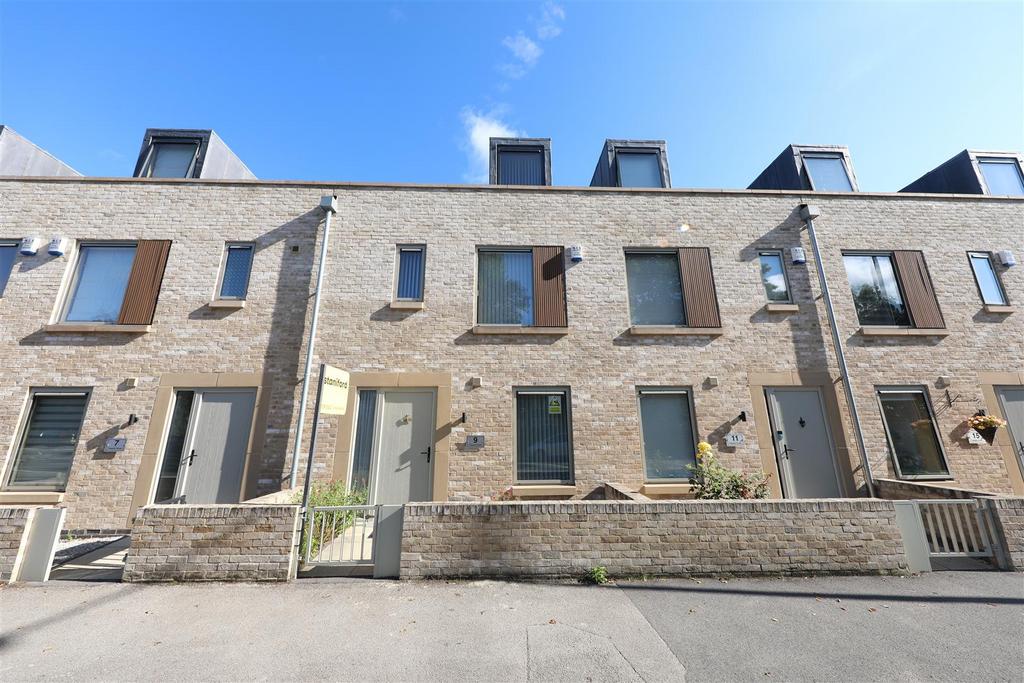 Thwaite Street, Cottingham 3 bed townhouse for sale £264,950