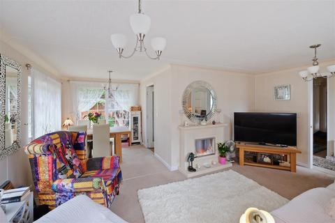 2 bedroom park home for sale, Beach Court Faversham Road, Seasalter