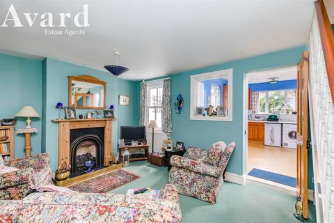 10 Grantham Road, Brighton, BN1 6EE