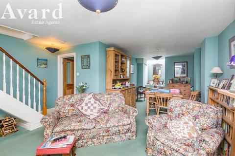 10 Grantham Road, Brighton, BN1 6EE