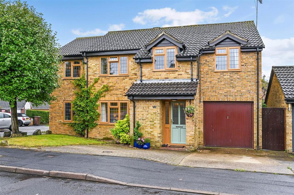 Ennerdale Close, Waterlooville 4 bed detached house for sale £475,000