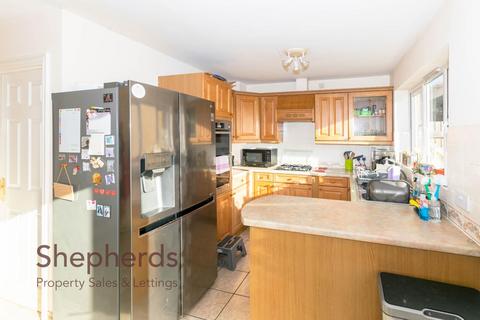 11 Old Grove Close, Cheshunt, Waltham Cross, EN7 6UN