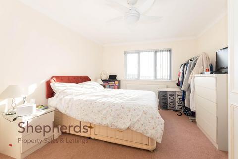 11 Old Grove Close, Cheshunt, Waltham Cross, EN7 6UN