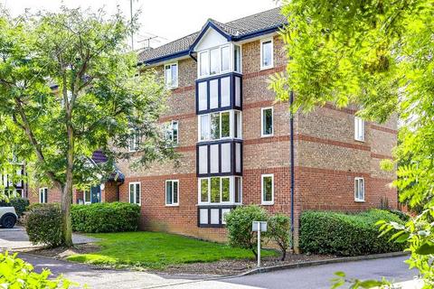 5 Deer Close, Hertford, SG13 7NR