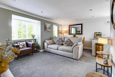 5 Deer Close, Hertford, SG13 7NR