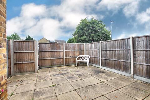 49 Maitland Close, Hounslow, TW4 7DR