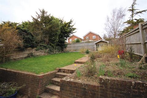 83 Princess Drive, Seaford, BN25 2QT