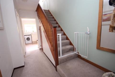 83 Princess Drive, Seaford, BN25 2QT
