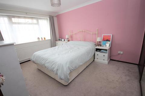 83 Princess Drive, Seaford, BN25 2QT