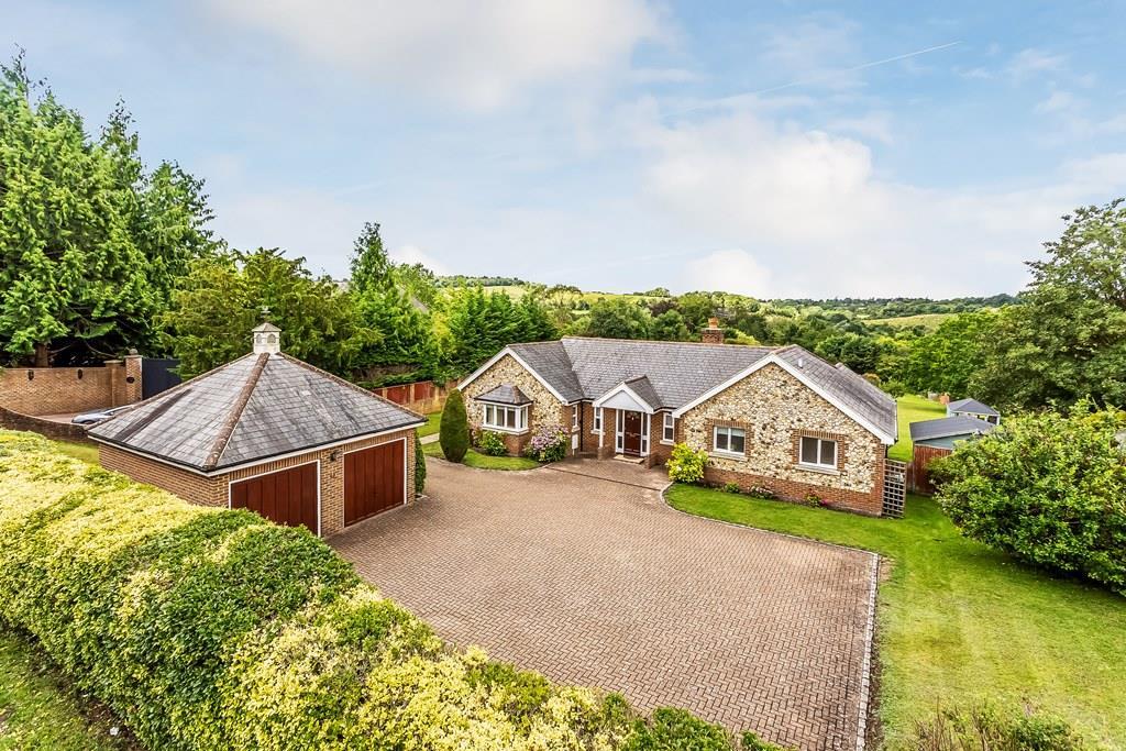DOWNS LANE, LEATHERHEAD, KT22 3 bed detached bungalow for sale £1,200,000