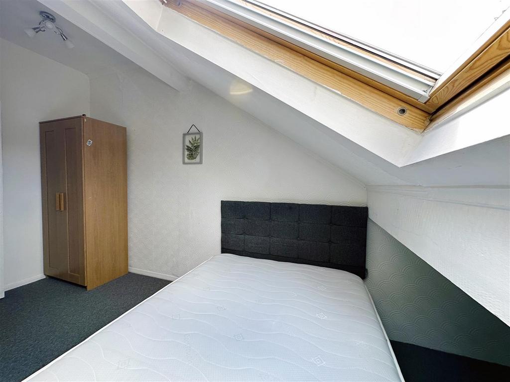 Room5-1.JPG