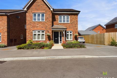 4 bedroom detached house for sale - Dymock Drive, Oteley Gardens, Shrewsbury