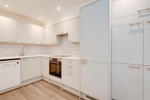 2 bedroom flat for sale - Willoughby Road, Hampstead NW3