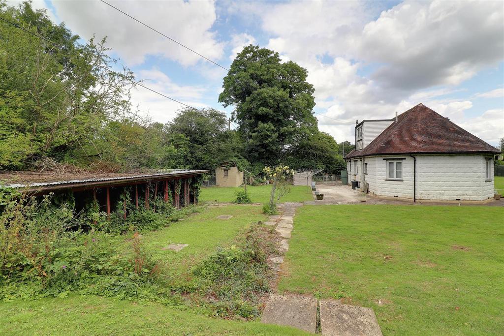 Eastington, Stonehouse 4 bed detached house for sale £539,000