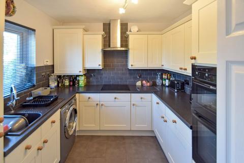 8a Bader Crescent, Chatham, ME5 0DJ