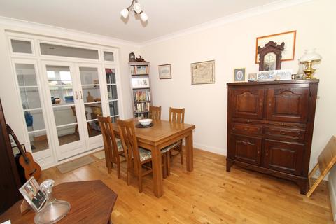 38 Constance Crescent, Bromley, BR2 7QJ