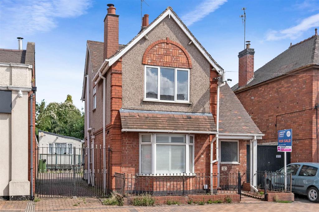Central Avenue, Nuneaton 4 bed detached house for sale £250,000