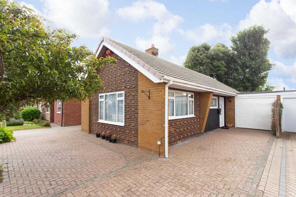 Dorcas Gardens, Broadstairs, CT10 2 bed detached house for sale £350,000