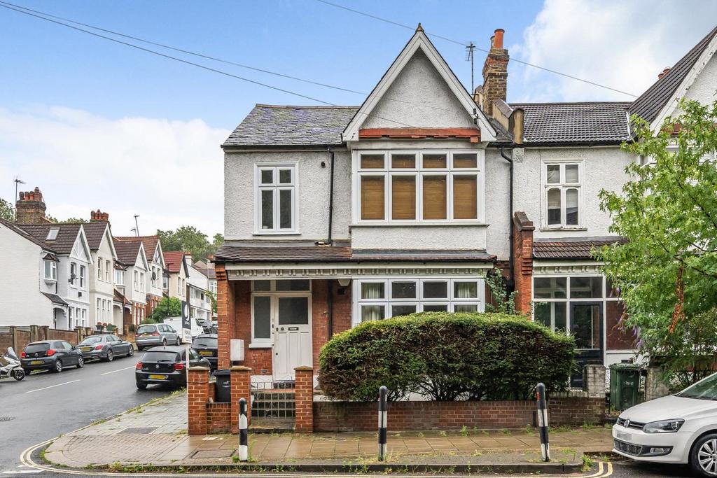 Valley Road, Streatham 2 bed flat for sale £550,000