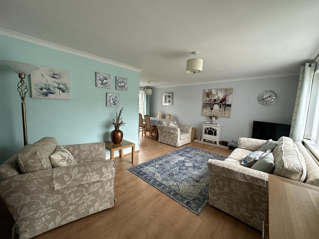 Defoe Crescent, Newton Aycliffe, DL5 4JR 3 bed terraced house for sale