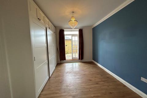 2 bedroom ground floor flat for sale, Halliday Drive, Deal, Kent