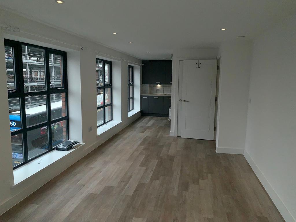 Lounge Kitchen