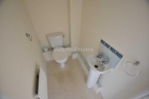 undefined, Yeoman Place, Woodley