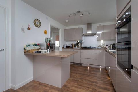 4 bedroom detached house for sale - 87 Macpherson Avenue, Dunfermline, KY11 8ZY