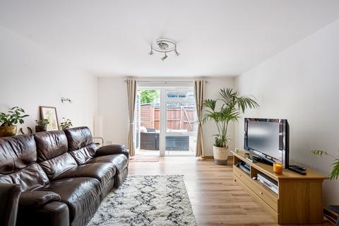 70 Ludwick Mews, London, SE14 6NG