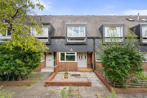 70 Ludwick Mews, London, SE14 6NG