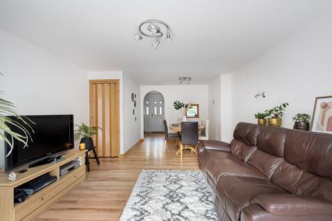 70 Ludwick Mews, London, SE14 6NG