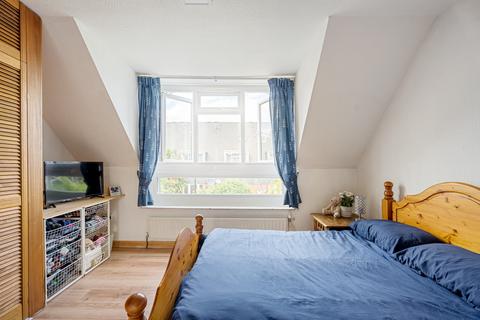 70 Ludwick Mews, London, SE14 6NG